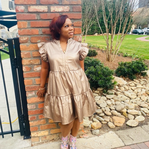 Entro Faux Ruffled Dress - Picture 3 of 4